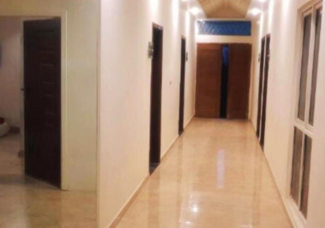 Hotel Day In Emporium Lahore Exterior foto
